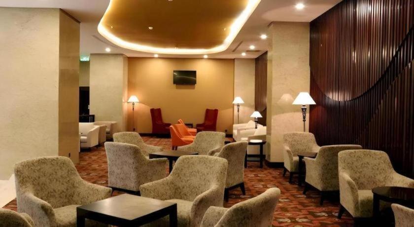 Melati Indoluxe Hotel Jogjakarta מראה חיצוני תמונה
