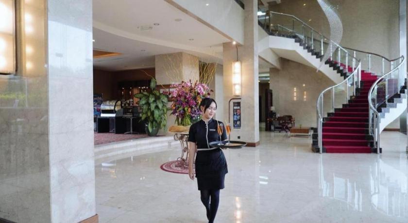 Melati Indoluxe Hotel Jogjakarta מראה חיצוני תמונה